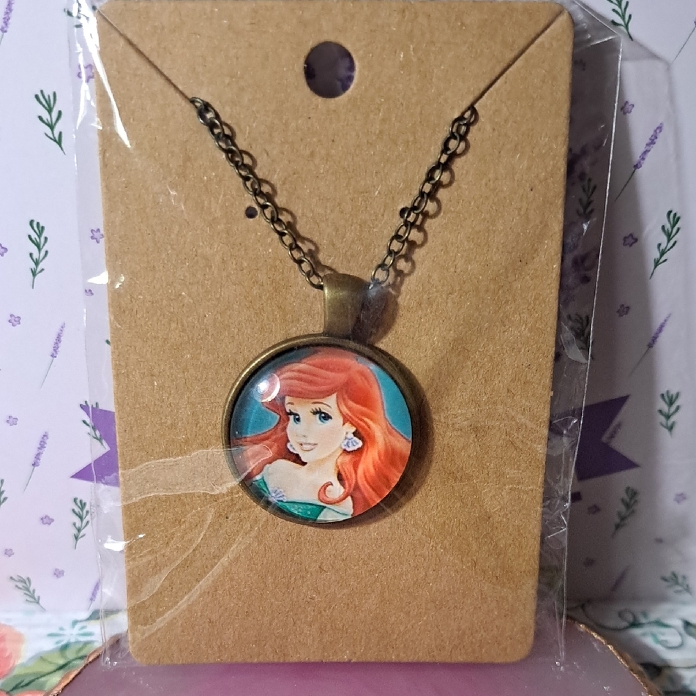 Ariel Pendant Necklace